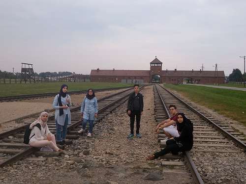 Pologne Auschwitz Algerie Sirius Cirta Science astronomy science